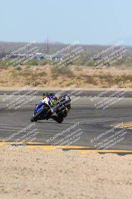 media/Oct-20-2024-CVMA (Sun) [[d4a3dff211]]/Race 3-Amateur Supersport Middleweight/